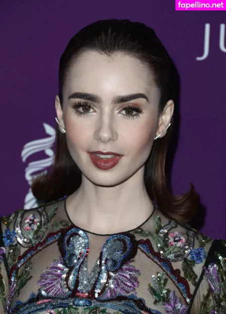 Lily Collins OnlyFans Thumbnail #ZFFv8Sroww