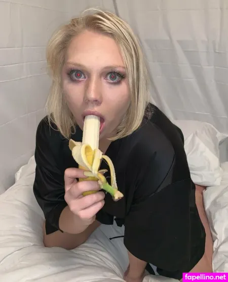 Lily Devine OnlyFans Thumbnail #QB2tVonu1c