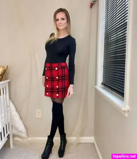 Lily Devyne OnlyFans Thumbnail #zXWvripJ1b