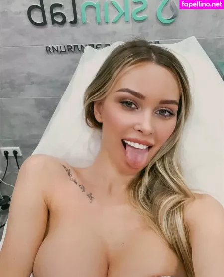 Lily Ermak OnlyFans Thumbnail #NChw5wkYUw