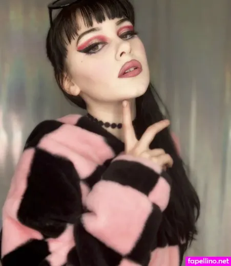Lily Flood OnlyFans Thumbnail #X8rzDiZKUy
