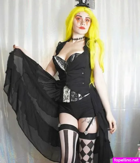 Lily Flood OnlyFans Thumbnail #YdA8Q3OVZ3