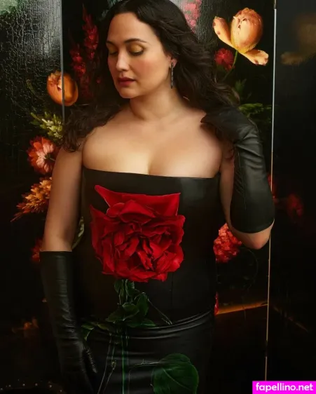 Lily Gladstone OnlyFans Thumbnail #5hKCbr5Vd9