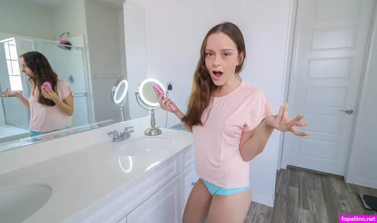 Lily Glee OnlyFans Thumbnail #VzKz74g52s