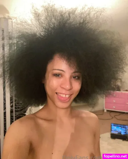 Lily Licks OnlyFans Thumbnail #4orETP5HLI