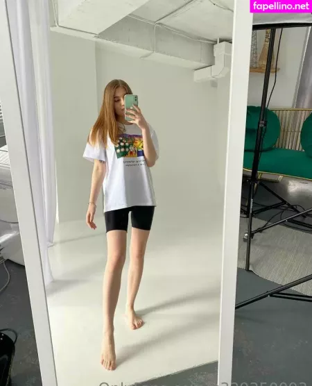 Lily Lilylu OnlyFans Thumbnail #NKxWfqGQ8W
