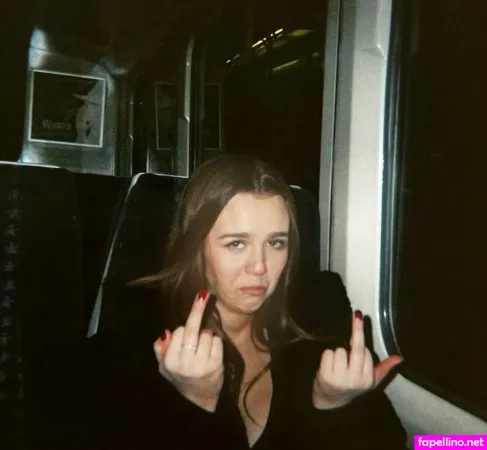 Lily Logan OnlyFans Thumbnail #a6oPEVQ1Cx