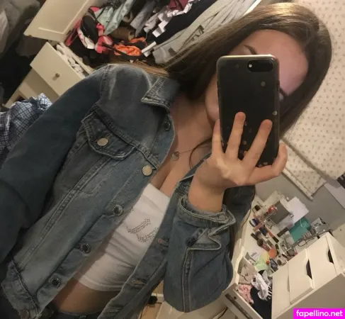 Lily Logan Main Profile Photo