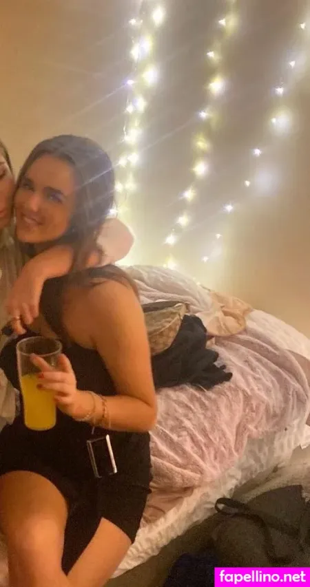 Lily Logan OnlyFans Thumbnail #ySpvb3VnuR