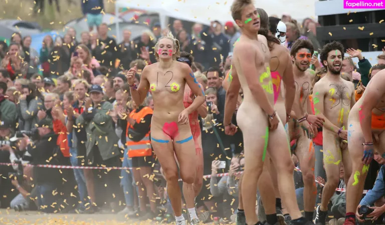 Lily Lowe OnlyFans Thumbnail #UgWJ4DWnZs