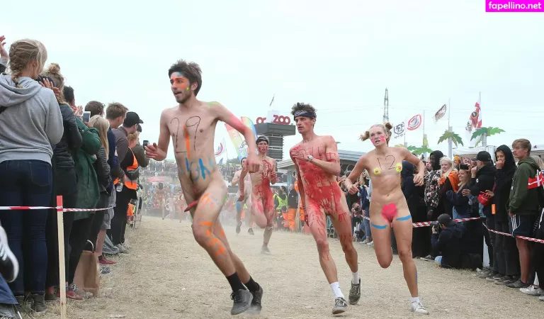 Lily Lowe OnlyFans Thumbnail #ZfEQPFVnnu