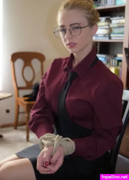 Lily Maevon OnlyFans Thumbnail #WyKTFPwX0X