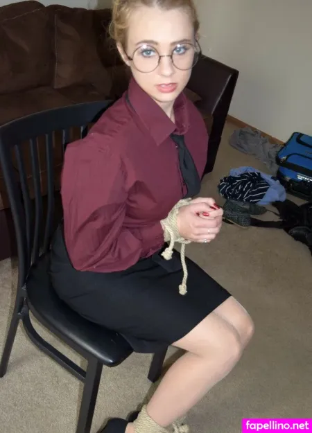 Lily Maevon OnlyFans Thumbnail #axugcjswS7