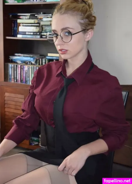 Lily Maevon OnlyFans Thumbnail #yrCPHgwyeb