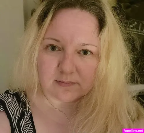 Lily Masie OnlyFans Thumbnail #I9q7c3MKhJ