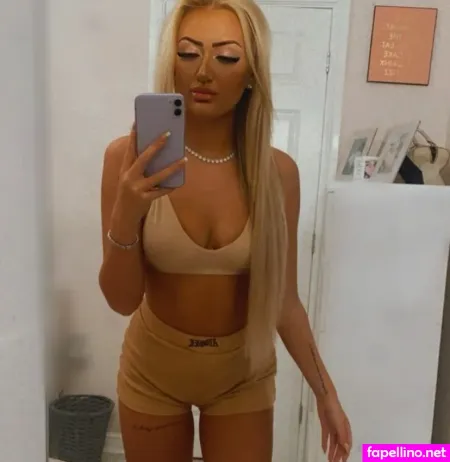 Lily Mcalpine OnlyFans Thumbnail #dLvW2XpaQ0