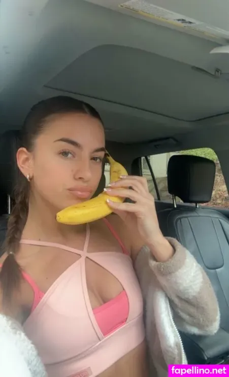 Lily Mirabella OnlyFans Thumbnail #85GCHyVzLC