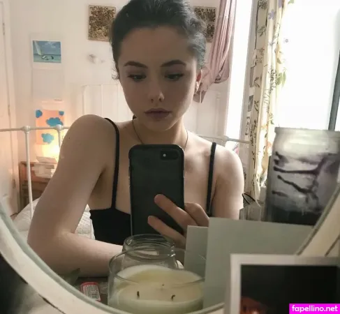 Lily Mo Sheen 2 OnlyFans Thumbnail #5iomq6Zyht