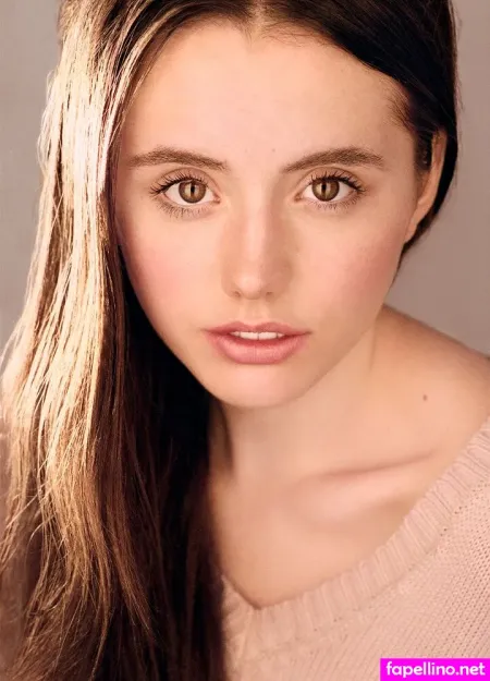 Lily Mo Sheen 2 OnlyFans Thumbnail #ST3AGiqp5s