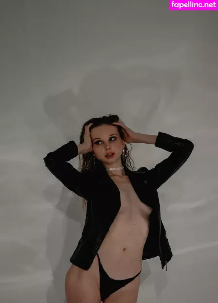 Lily Osadcha OnlyFans Thumbnail #2KpnDAkqEx