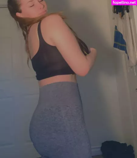 Lily P OnlyFans Thumbnail #BuHYAHr59B