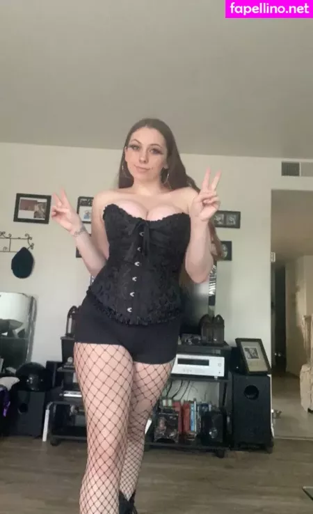 Lily P OnlyFans Thumbnail #XTN5pxrvwp