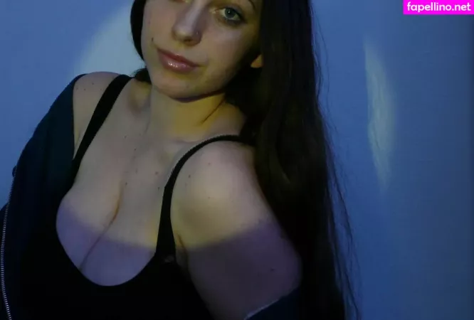 Lily Patrick OnlyFans Thumbnail #NI4Qjsf65l