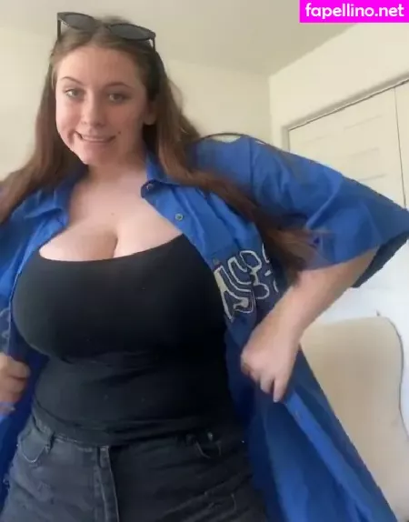 Lily Patrick OnlyFans Thumbnail #RlToZzBZr3