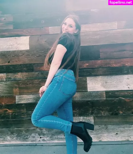 Lily Patrick OnlyFans Thumbnail #WS1sqpwteD