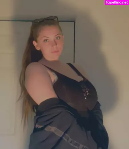 Lily Patrick OnlyFans Thumbnail #WmfM7BSEmc