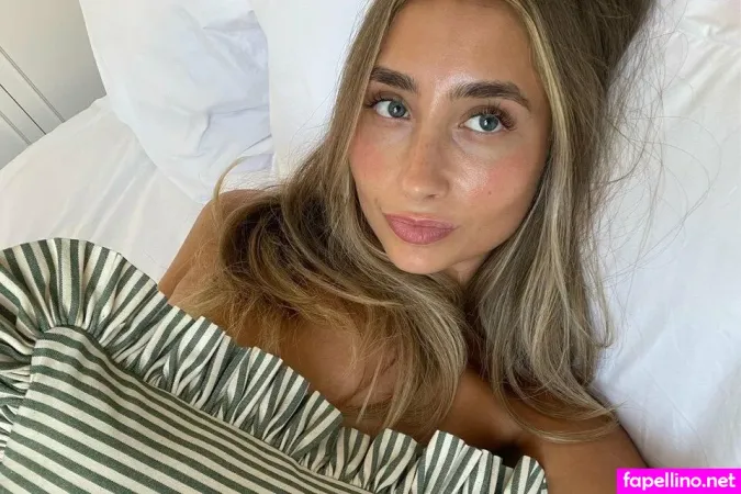 Lily Phi OnlyFans Thumbnail #2f6SWRO8l4