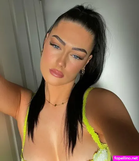 Lily Pringle OnlyFans Thumbnail #nVxwXA76BW