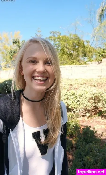 Lily Raider OnlyFans Thumbnail #giijAxy9sN