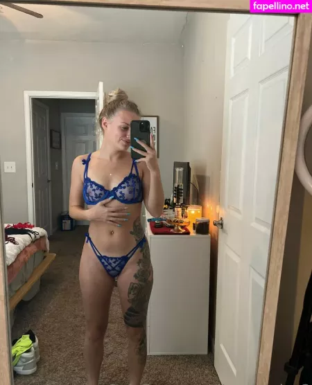 Lily Stalnaker OnlyFans Thumbnail #MfhCIZTbhh