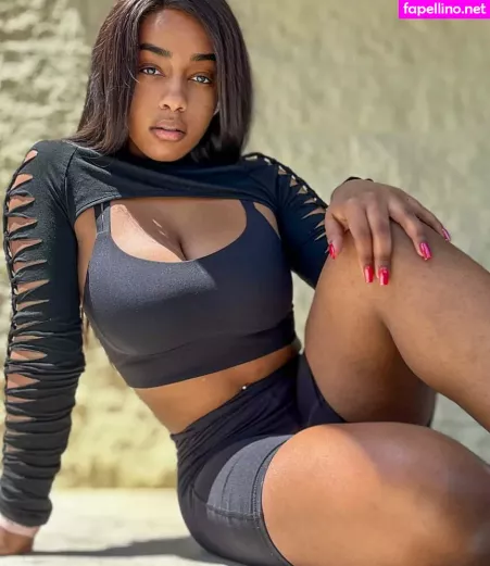 Lily Starfire OnlyFans Thumbnail #rYKdRYhSlf