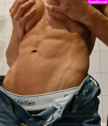 Lily Strong OnlyFans Thumbnail #HrzsT8JHmq