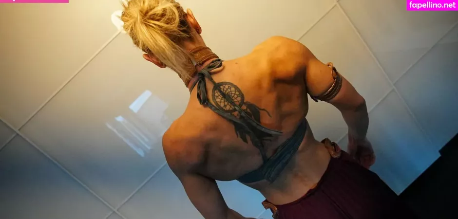 Lily Strong OnlyFans Thumbnail #qkT0Yq3Xhx