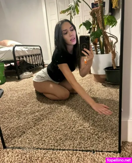 Lily Taylor OnlyFans Thumbnail #NN0VlnxUpU