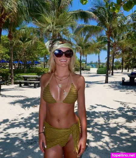 Lily Torrence OnlyFans Thumbnail #bwfawYuqLj