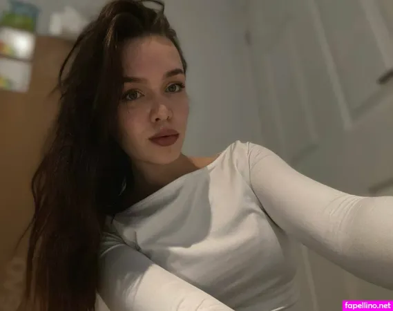 Lily Virgin Girl OnlyFans Thumbnail #JQVM0pb6a4