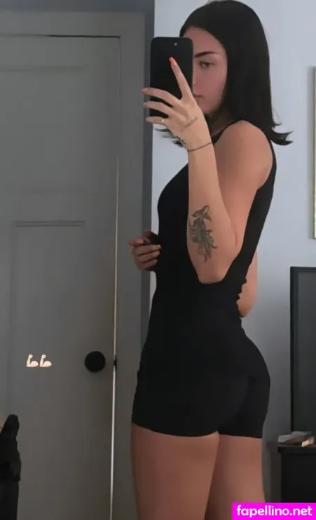 Lily Weber OnlyFans Thumbnail #3mUWIgswlc