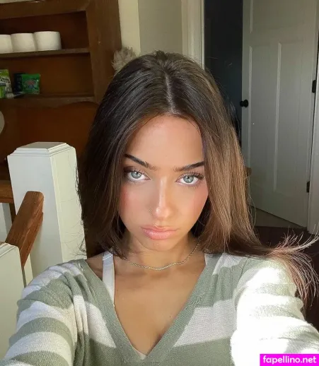 Lily Weber OnlyFans Thumbnail #X2cN6rc8Nw