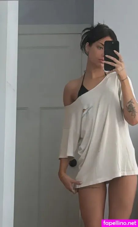 Lily Weber OnlyFans Thumbnail #pPB4ylghku