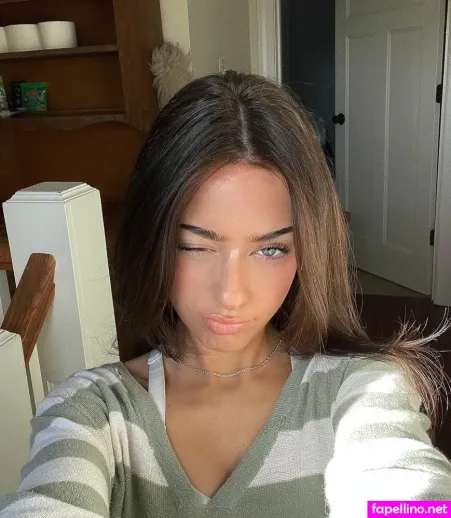 Lily Weber OnlyFans Thumbnail #ungCiumM1B