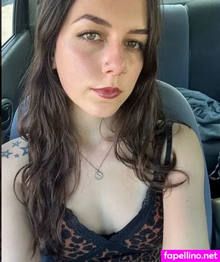 Lily Winters OnlyFans Thumbnail #znychFWKc1