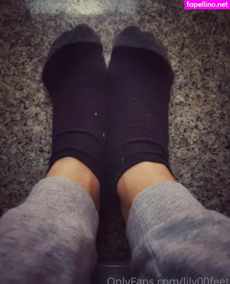 Lily00feet OnlyFans Thumbnail #NHFSWfQQJz