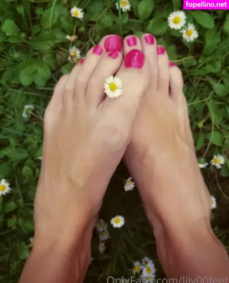 Lily00feet OnlyFans Thumbnail #WcWPja7LLA