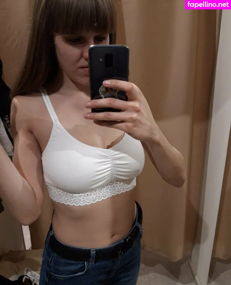 lilyapricot, poodle_lily Nude Leaked OnlyFans Photo #5pNV775081