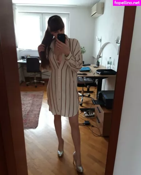 Lilyapricot OnlyFans Thumbnail #6NzUktuBIr