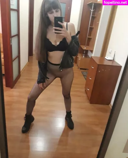 Lilyapricot OnlyFans Thumbnail #rcH0K7jOAV